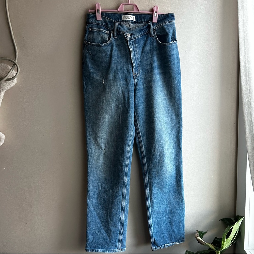 Abercrombie & Fitch Women's High Rise Blue Jeans